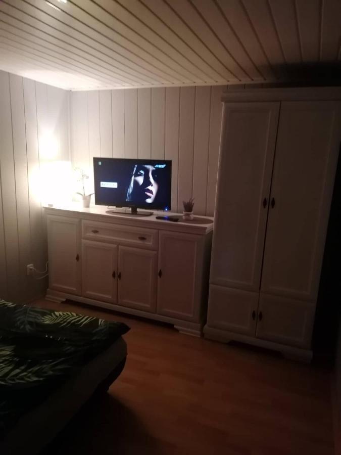 Domek W Slawie Przy Jeziorze Na Galerach Slawa Exterior foto
